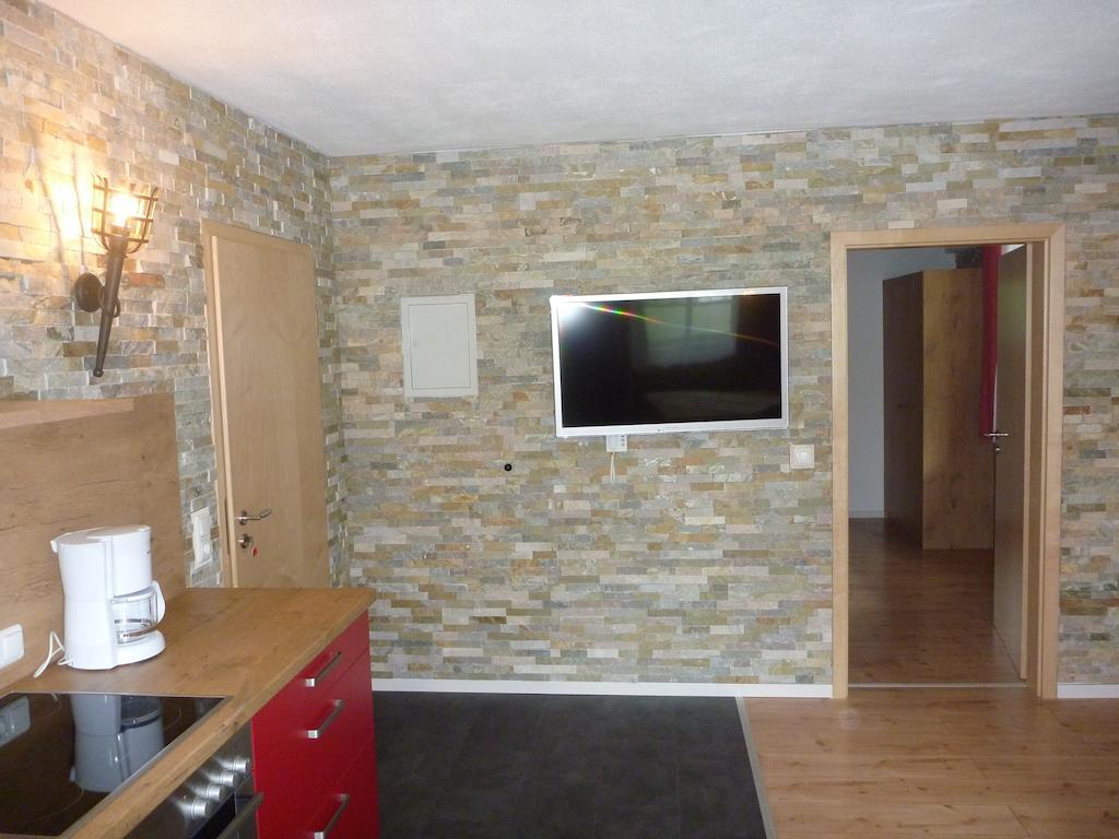 Gaestehaus Guggomos "Das Allgaeustyle" Füssen Exteriör bild