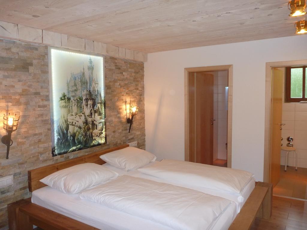 Gaestehaus Guggomos "Das Allgaeustyle" Füssen Rum bild