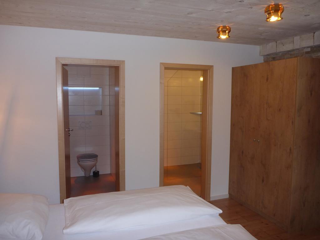 Gaestehaus Guggomos "Das Allgaeustyle" Füssen Rum bild
