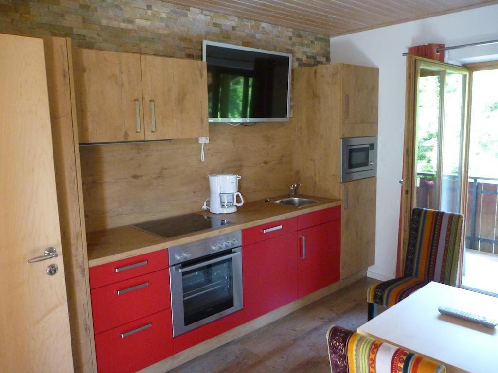 Gaestehaus Guggomos "Das Allgaeustyle" Füssen Rum bild