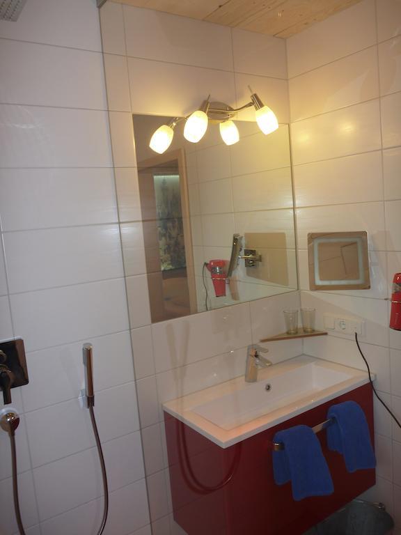 Gaestehaus Guggomos "Das Allgaeustyle" Füssen Exteriör bild