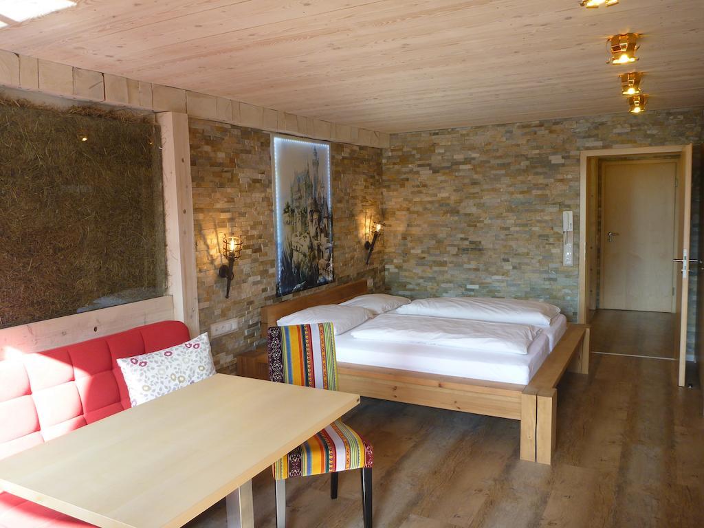 Gaestehaus Guggomos "Das Allgaeustyle" Füssen Exteriör bild