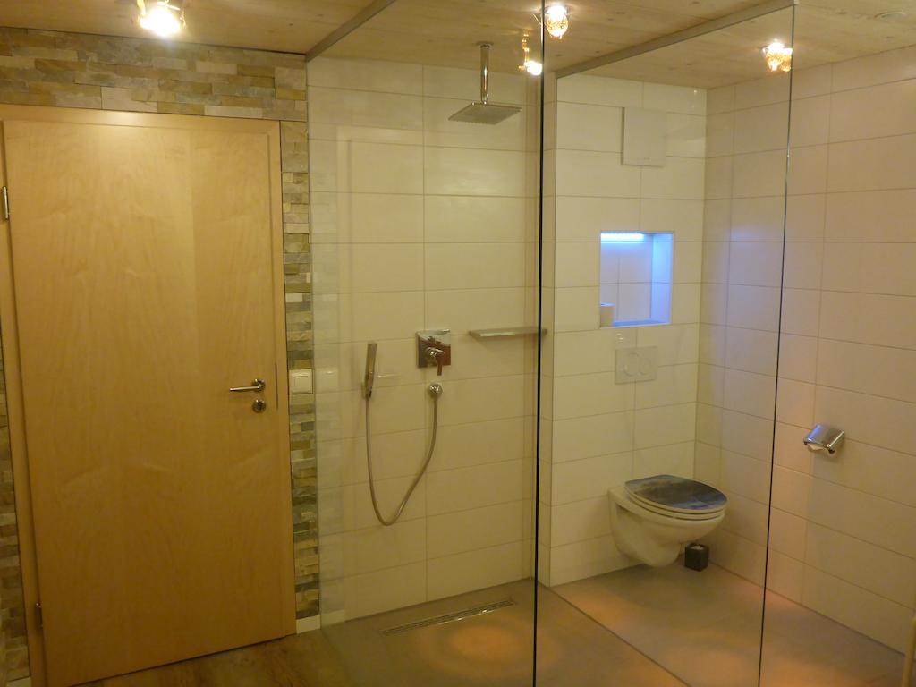 Gaestehaus Guggomos "Das Allgaeustyle" Füssen Exteriör bild