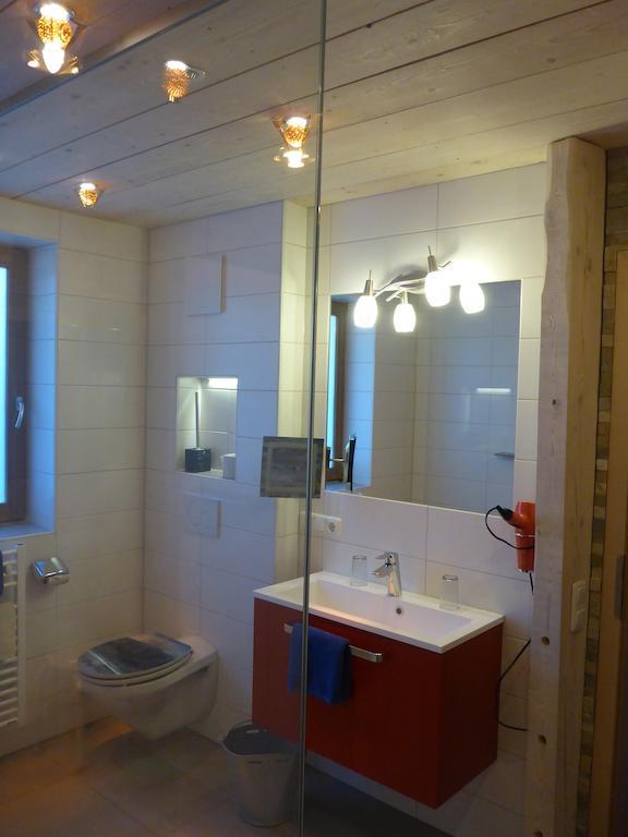 Gaestehaus Guggomos "Das Allgaeustyle" Füssen Exteriör bild